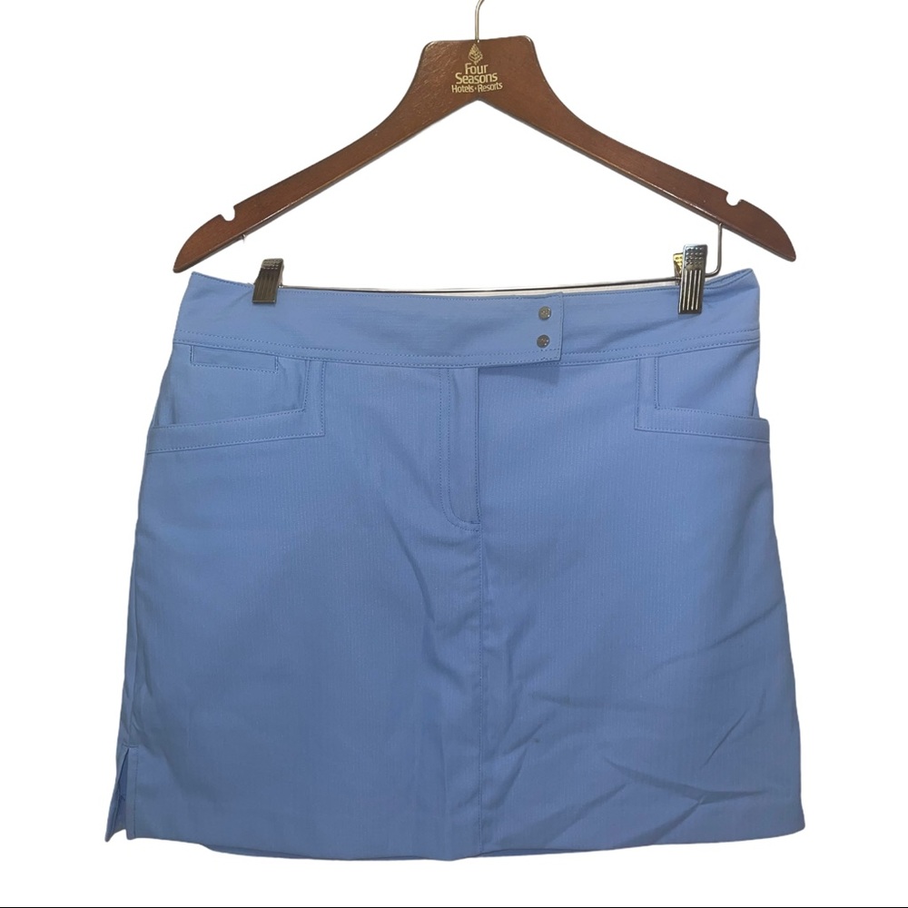 IZOD Womens 8 Golf skirt